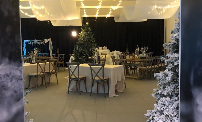 Theme Dinning